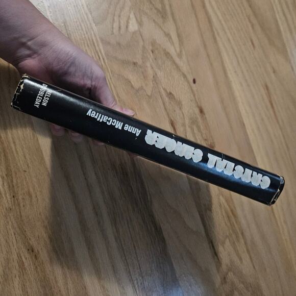 Crystal Singer by Anne McCaffrey ~ 1982 Book Club Edition Hardcover - Picture 3 of 14